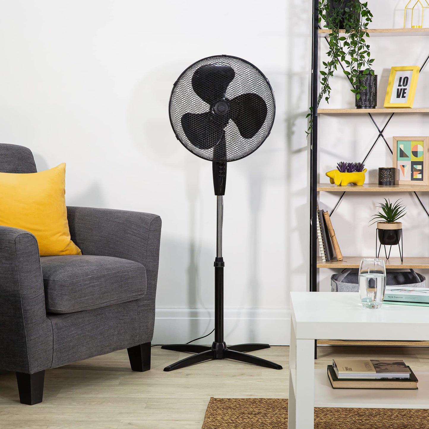 Zanussi 16" Inch, Lightweight, Pedestal Fan, 3 Speeds, Wide-Angled Oscillation, Powerful Airflow, Adjustable Height, Black - 